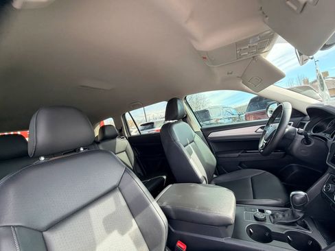 Used 2019 Volkswagen Atlas SE image 30