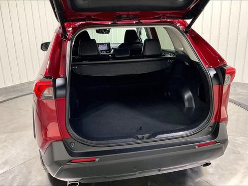 Used 2019 Toyota RAV4 XLE Premium w/ Cold Weather Package image 38