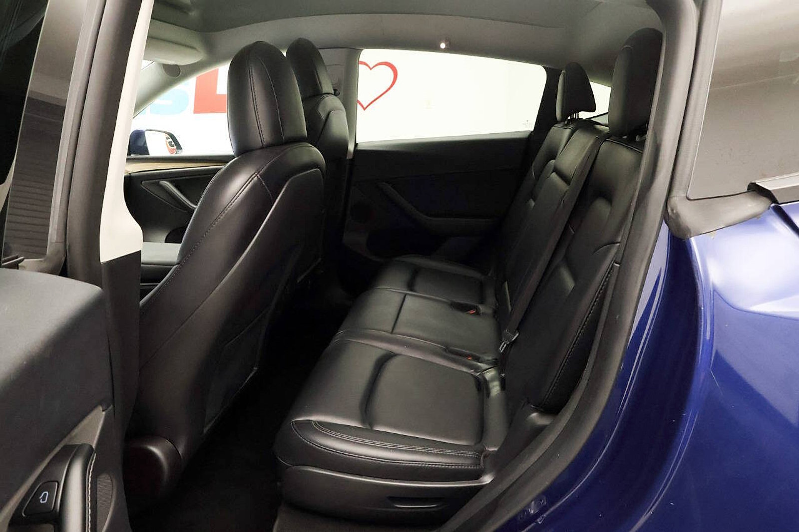 Used 2022 Tesla Model Y Long Range AWD/4WD image 14