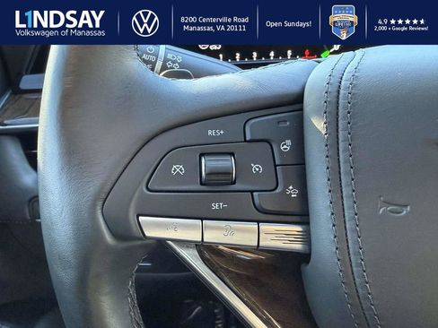 Used 2021 Cadillac Escalade Sport Platinum w/ LPO, ONYX Package image 21