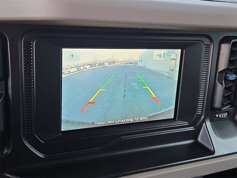 Used 2023 Ford Bronco Wildtrak image 18