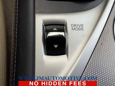 Used 2015 INFINITI Q50 Premium w/ Navigation Package image 34