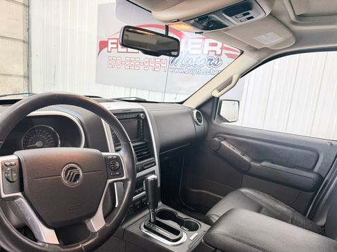 Used 2010 Mercury Mountaineer Premier image 21