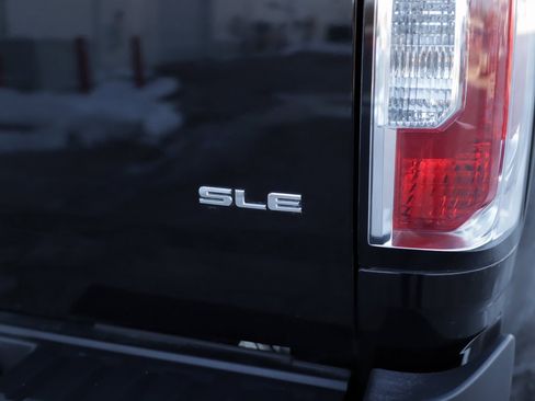 Used 2016 GMC Canyon SLE w/ Nightfall Edition image 34