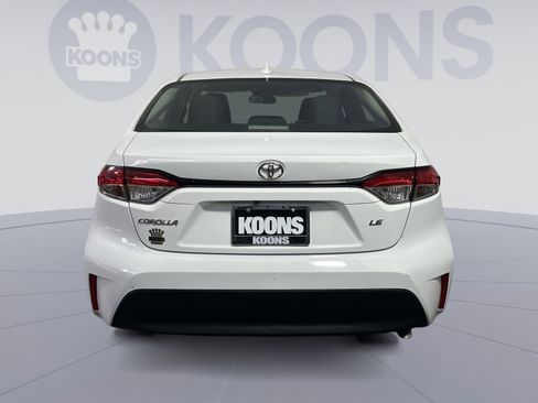 Used 2023 Toyota Corolla LE image 5
