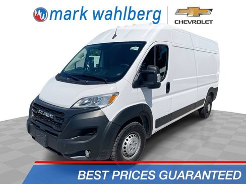 Used 2025 RAM ProMaster 2500 w/ Convenience Group FWD image 1