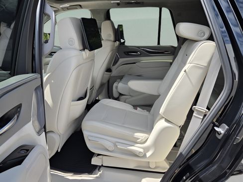 Used 2024 Cadillac Escalade Sport Platinum w/ LPO, ONYX Package RWD image 6