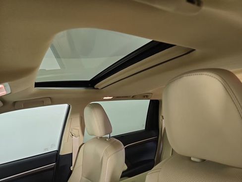 Used 2016 Toyota Highlander Limited image 31