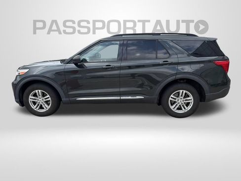 Used 2021 Ford Explorer XLT w/ Equipment Group 202A AWD/4WD image 1