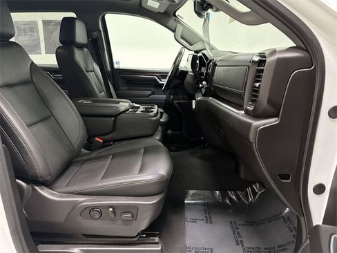 Certified 2024 GMC Sierra 1500 SLT image 18