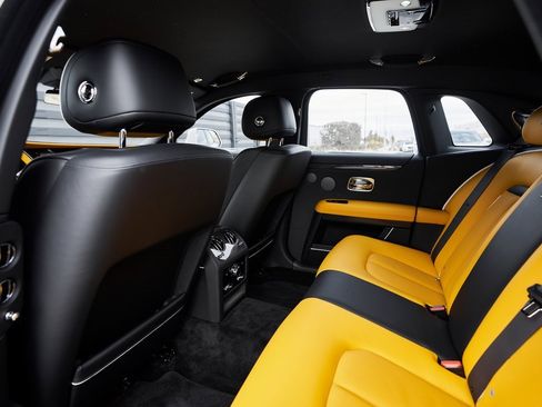 Used 2025 Rolls-Royce Ghost Black Badge image 41