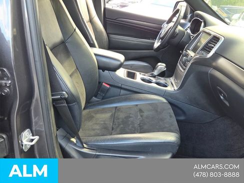 Used 2017 Jeep Grand Cherokee Altitude AWD/4WD image 20