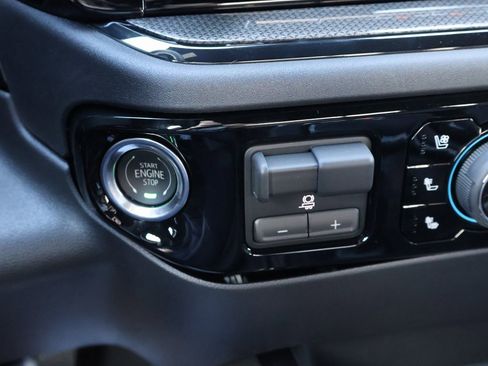 New 2026 Chevrolet Silverado 1500 ZR2 image 22