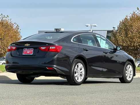 Used 2023 Chevrolet Malibu LT image 4