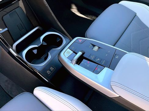 New 2026 BMW X1 xDrive28i w/ Technology Package image 7