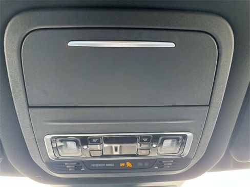 New 2025 Lincoln Nautilus Premier w/ Jet Appearance Package image 32