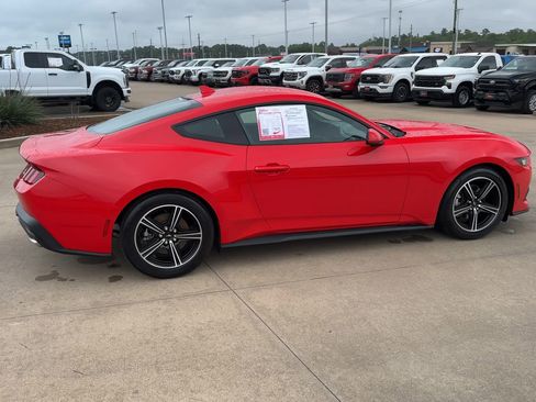 Used 2024 Ford Mustang Coupe RWD image 9