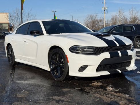 Used 2019 Dodge Charger R/T w/ Driver Confidence Group image 2