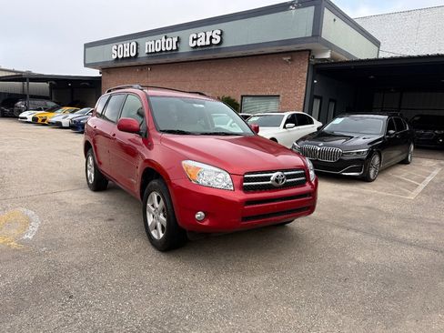 Used 2008 Toyota RAV4 Limited FWD image 2
