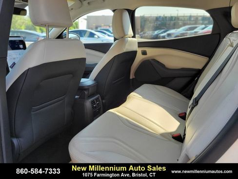 Used 2024 Ford Mustang Mach-E Premium image 16