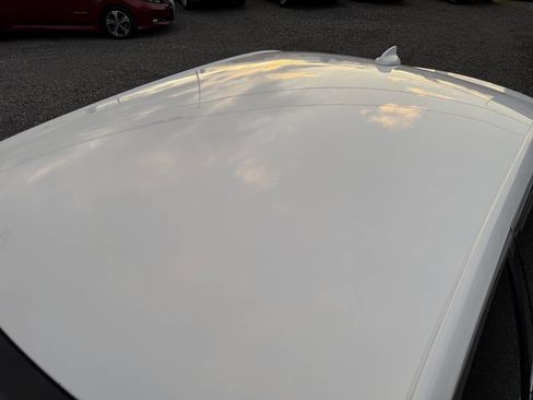 Used 2015 Chrysler 300 Limited w/ Driver Convenience Group image 11