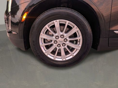 Used 2017 Cadillac XT5 FWD image 21