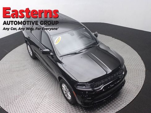 Used 2025 Dodge Durango GT RWD image 3