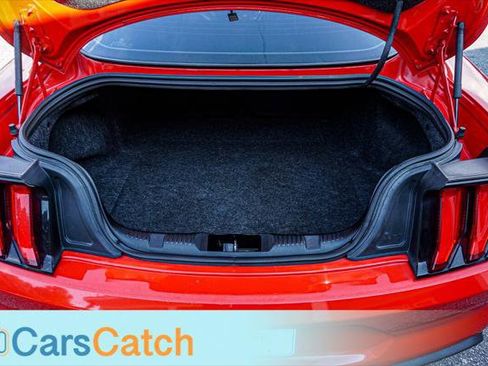 Used 2018 Ford Mustang Premium RWD image 31