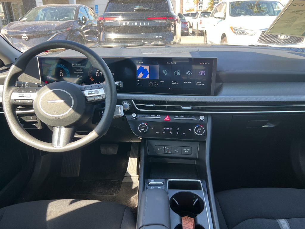 Used 2025 Hyundai Sonata SEL FWD image 16