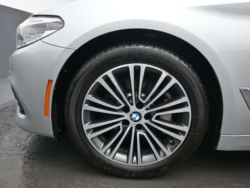 Used 2018 BMW 530i xDrive AWD/4WD image 45