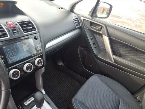 Used 2017 Subaru Forester 2.5i Premium w/ All-Weather Package image 23