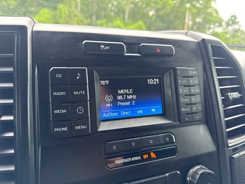 Used 2015 Ford F150 XL w/ Equipment Group 101A Mid AWD/4WD image 17
