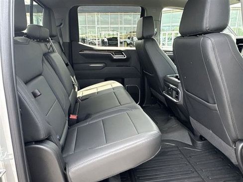Used 2025 GMC Sierra 1500 Elevation w/ Elevation Premium Package AWD/4WD image 26