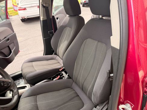 Used 2014 Chevrolet Sonic LT w/ LT Promotional Package FWD image 10