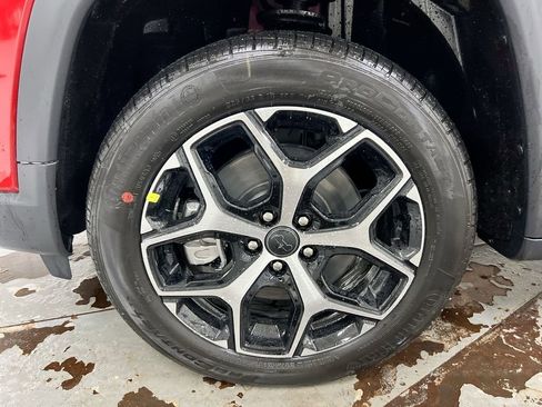 New 2026 Jeep Compass Limited image 25