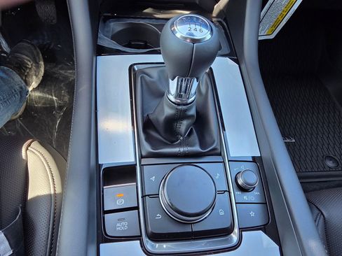 New 2026 MAZDA MAZDA3 2.5 S Premium image 24