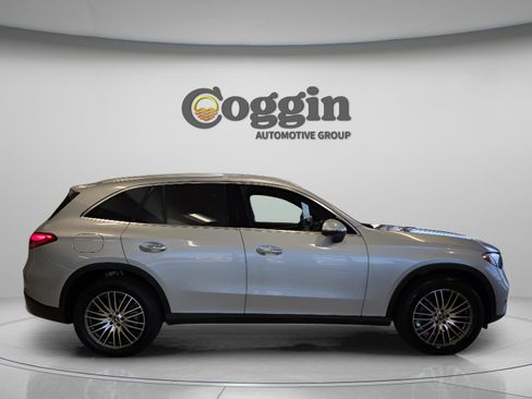 Used 2026 Mercedes-Benz GLC 300 image 6