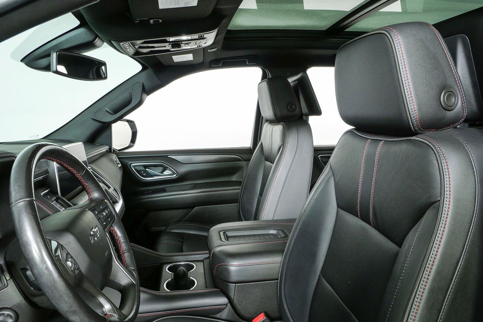 Used 2021 Chevrolet Tahoe RST w/ Luxury Package RWD image 6
