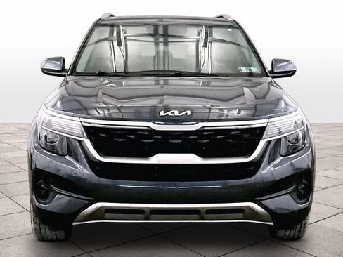 Used 2022 Kia Seltos EX AWD/4WD image 3