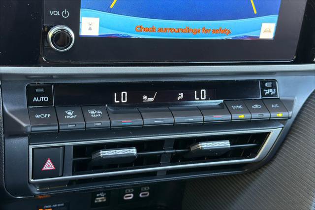 Certified 2025 Toyota Camry SE FWD image 21