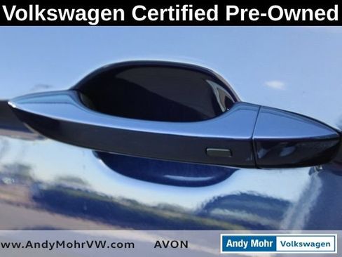 Used 2023 Volkswagen Tiguan SE w/ Panoramic Sunroof Package AWD/4WD image 11