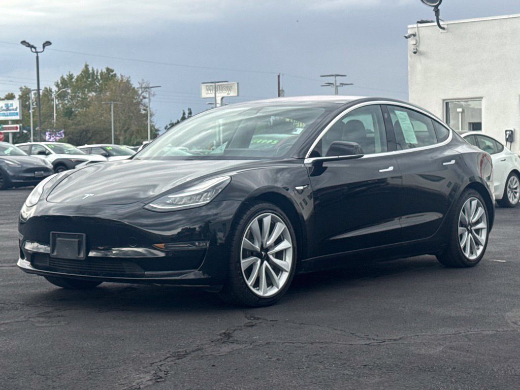 Used 2019 Tesla Model 3 Long Range RWD image 4