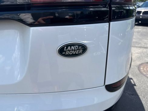 Used 2022 Land Rover Range Rover Velar R-Dynamic S AWD/4WD image 14