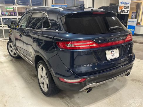 Used 2017 Lincoln MKC Premiere image 4