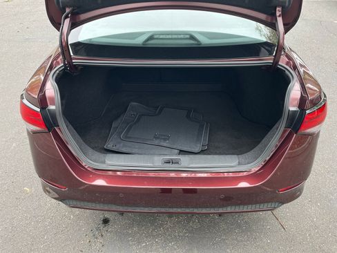 Used 2025 Nissan Sentra SV image 29