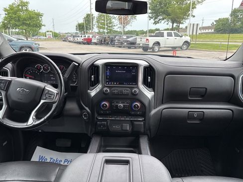Used 2022 Chevrolet Silverado 1500 RST w/ True North Edition Plus AWD/4WD image 3