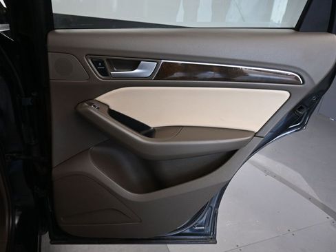 Used 2014 Audi Q5 2.0T Premium w/ Lighting Package image 32