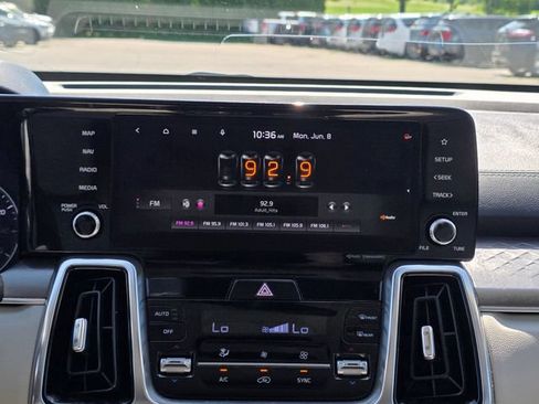 Used 2021 Kia Sorento SX AWD/4WD image 23