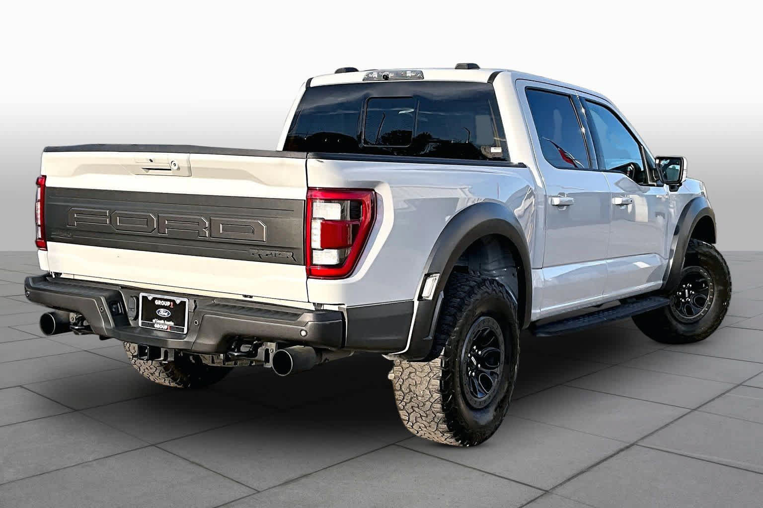 Certified 2023 Ford F150 Raptor w/ Raptor Carbon Fiber Package AWD/4WD image 13