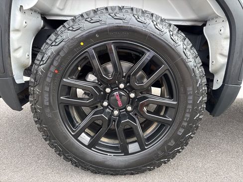 Used 2023 GMC Sierra 1500 Elevation AWD/4WD image 12